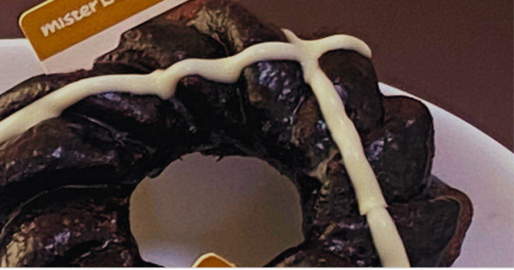 ミスド×GODIVA2026 生ショコラフレンチ ノワールの実食写真