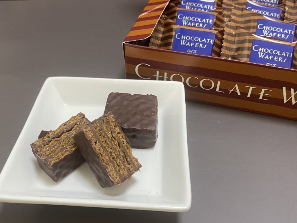 ロイズ チョコレートウエハース ヘーゼルクリーム12個入