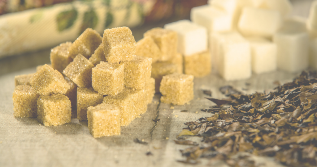 角砂糖とブラウンシュガーのイメージ