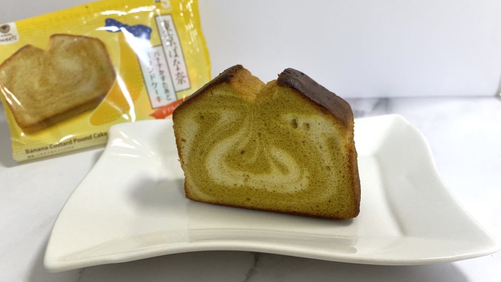 東京ばな奈 バナナかすたあどパウンドケーキの断面